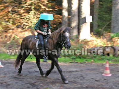 Helm von ..